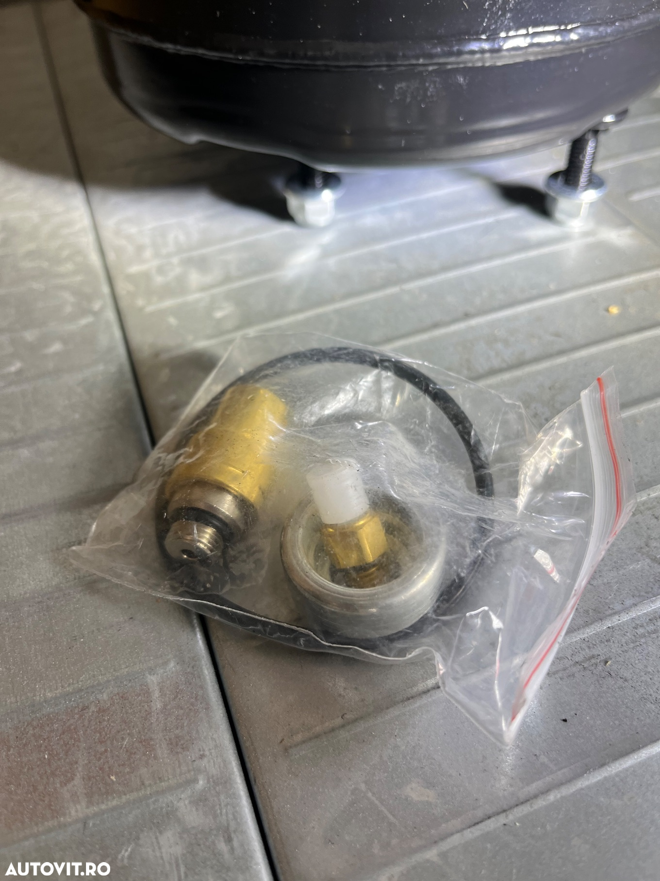 Compresor perne aer bmw seria 7 seria 5 g11 g12 g30 nou complet - 27