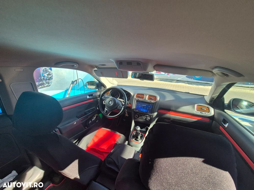 Volkswagen Golf 1.6 TDI BMT Comfortline - 19