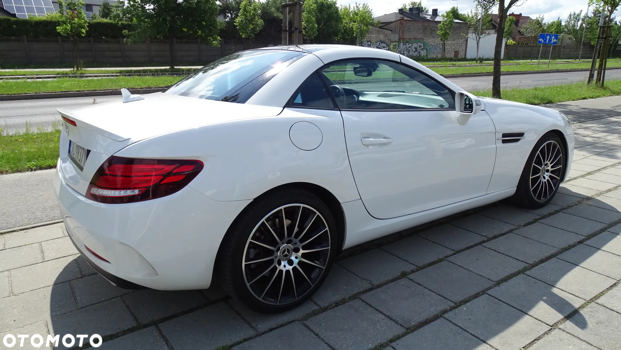 Mercedes-Benz SLC 300 9G-Tronic - 13