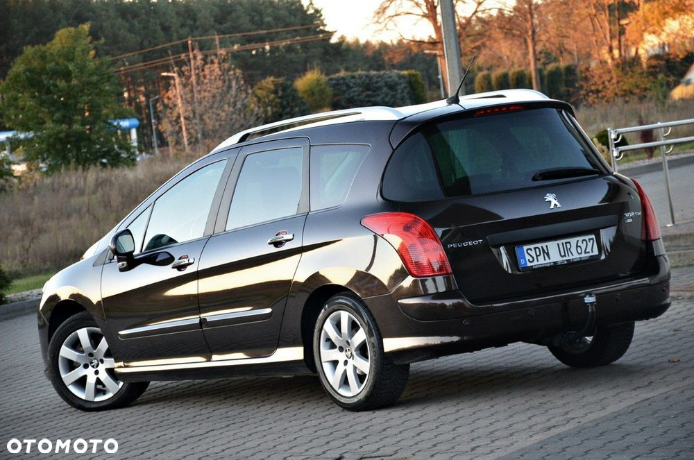 Peugeot 308 - 8