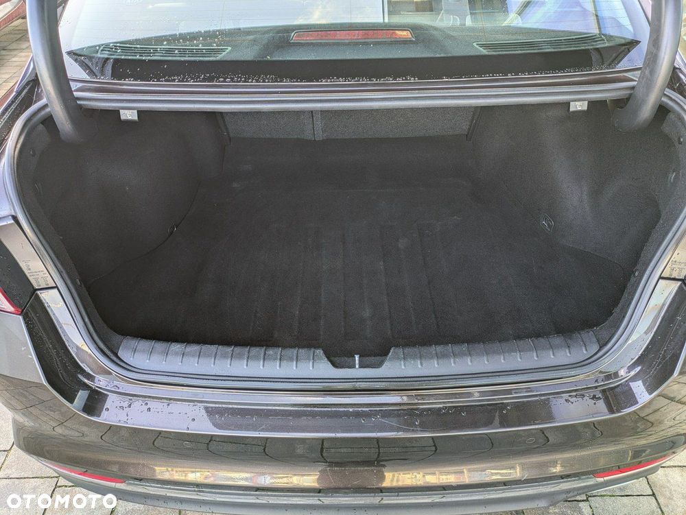 Kia Optima 1.7 CRDI XL DCT - 36