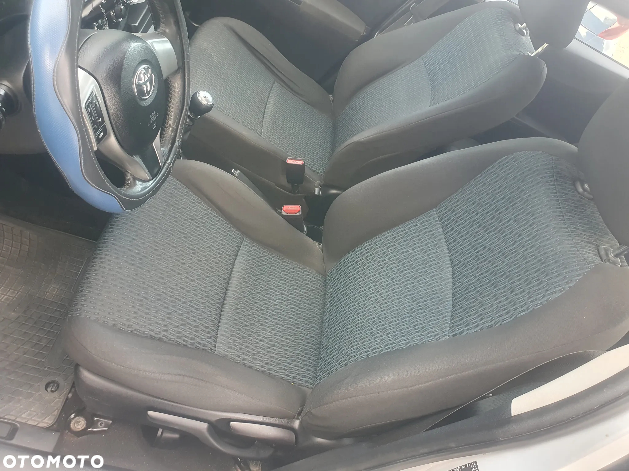 Toyota Yaris 1.33 Active - 10