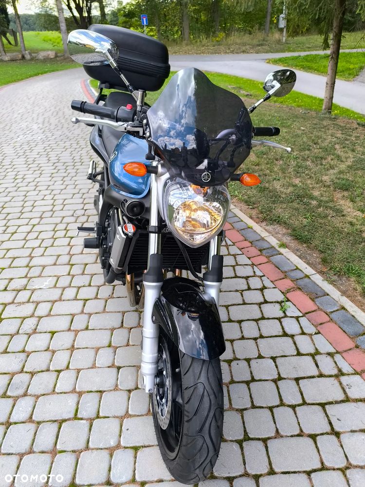 Yamaha FZ6 - 3