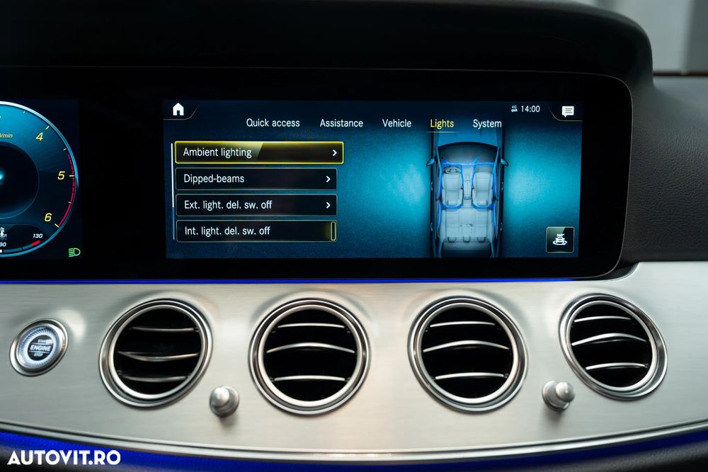 Mercedes-Benz E 220 d 4MATIC 9G-TRONIC AMG Line - 22