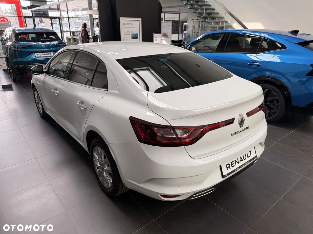 Renault Megane 1.3 TCe Evolution - 8