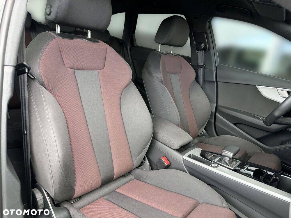 Audi A4 Avant - 16