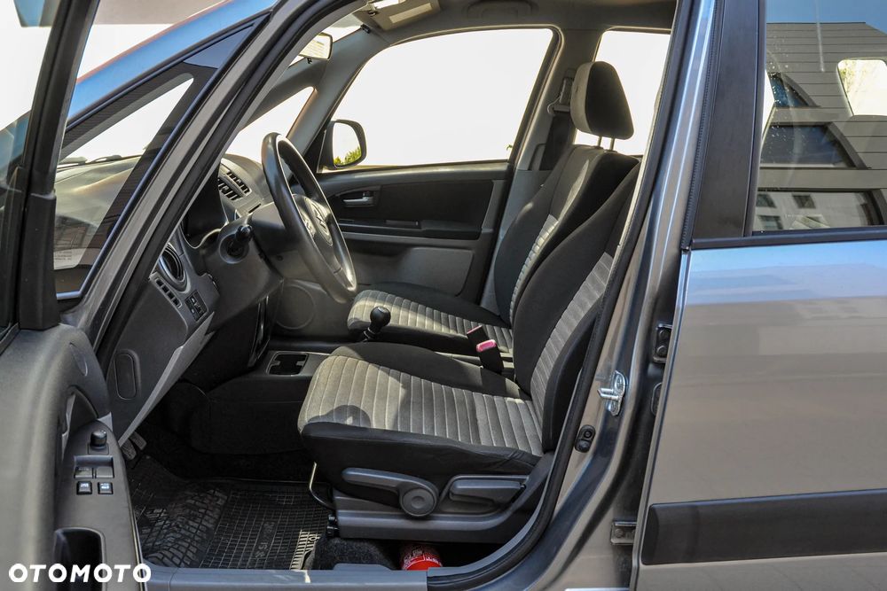 Suzuki SX4 - 7