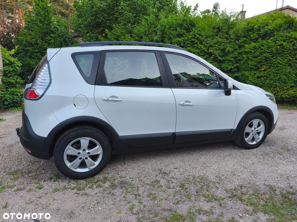 Renault Scenic - 16