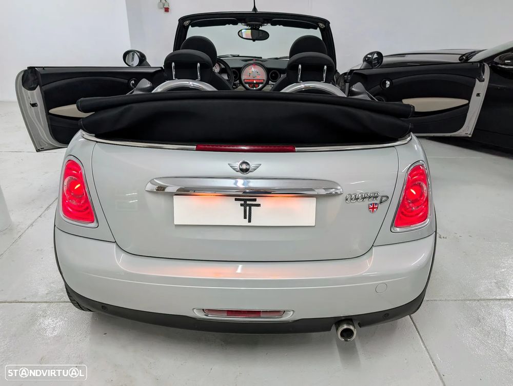 MINI Cabrio Cooper D - 12