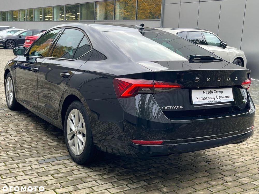 Skoda Octavia - 8