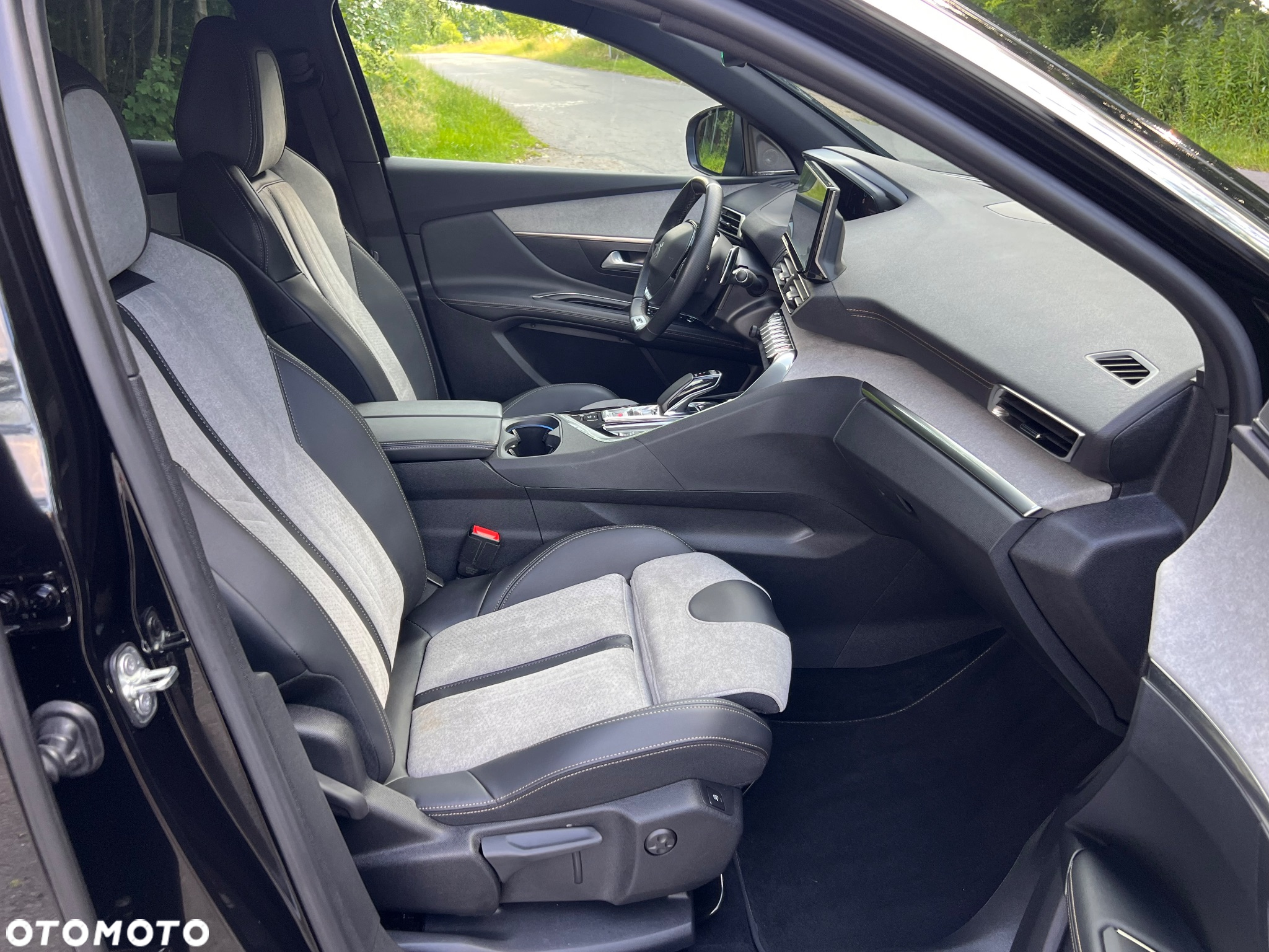 Peugeot 3008 1.6 PureTech Hybrid4 PHEV GT S&S EAT8 - 22
