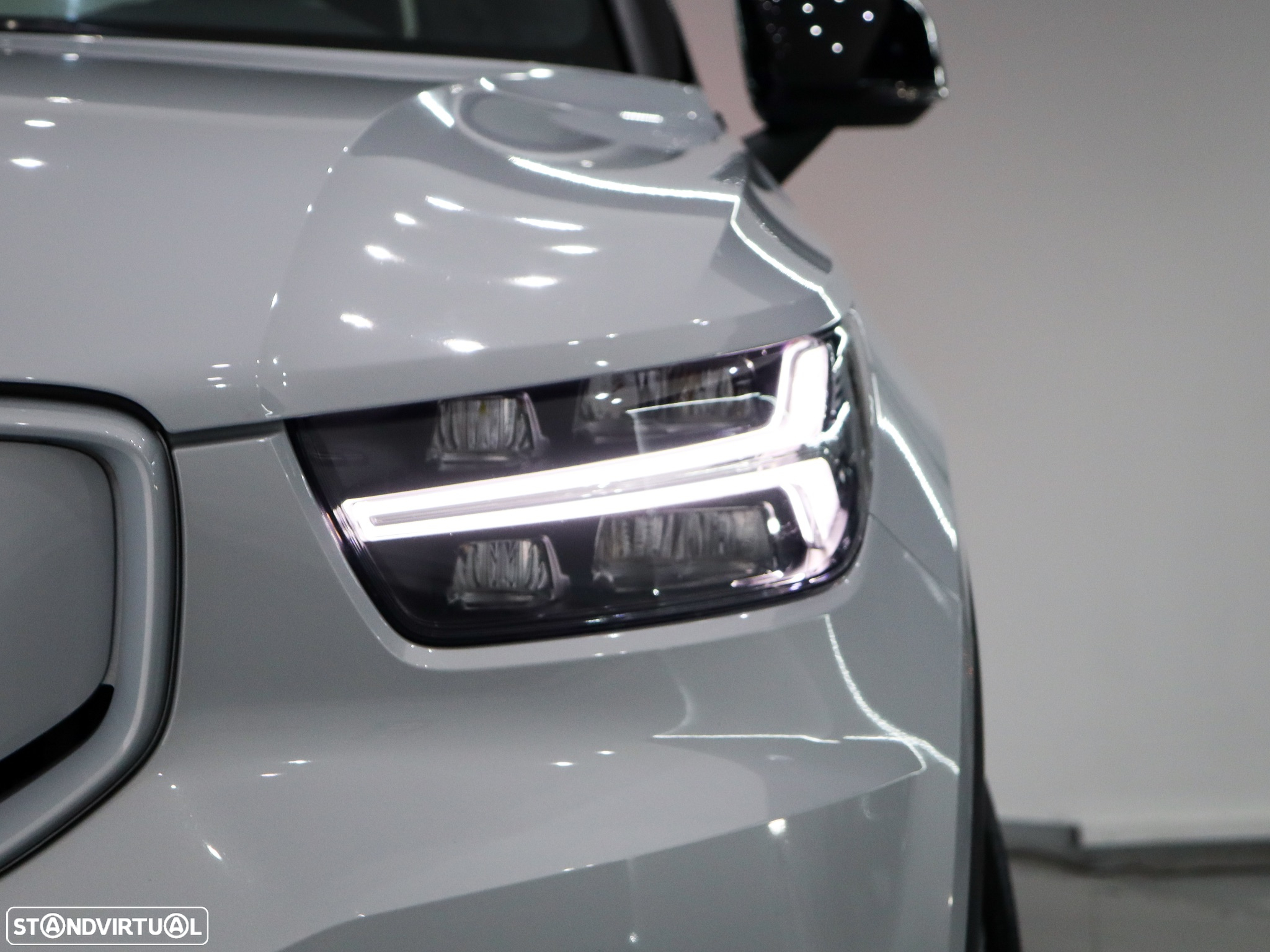 Volvo XC 40 P8 AWD Recharge RDesign - 3
