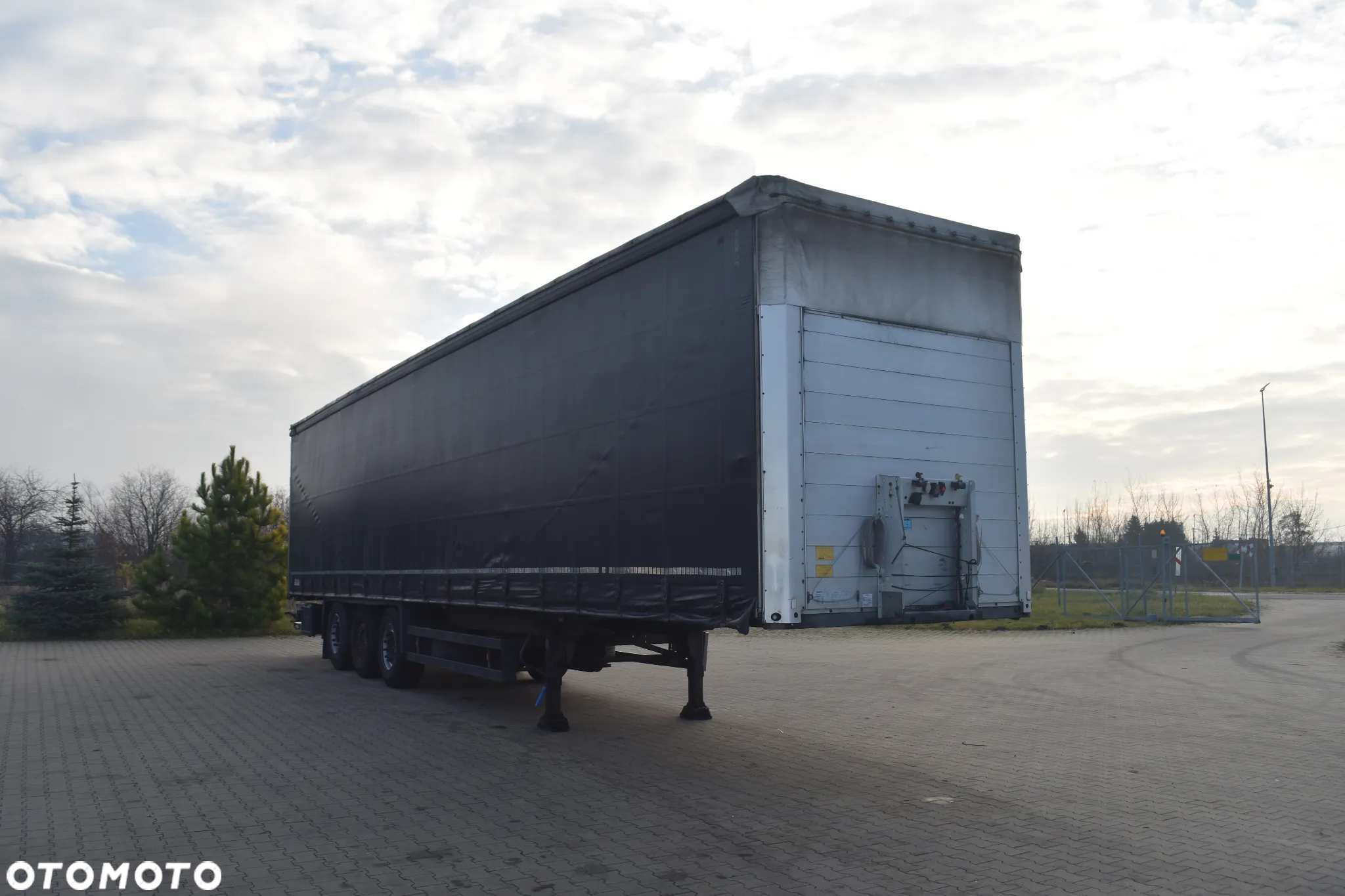 Schmitz Cargobull SCB - 10