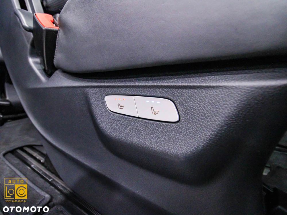 Mercedes-Benz Klasa V 300 d lang 4Matic 9G-TRONIC Exclusive Edition - 33