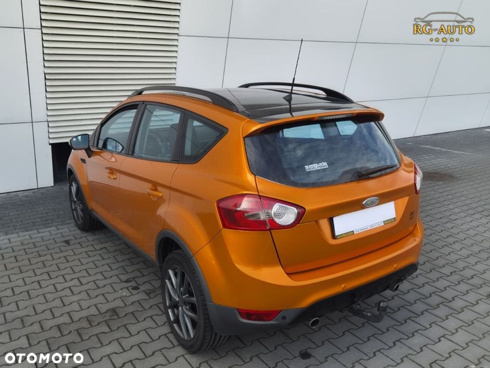 Ford Kuga - 12