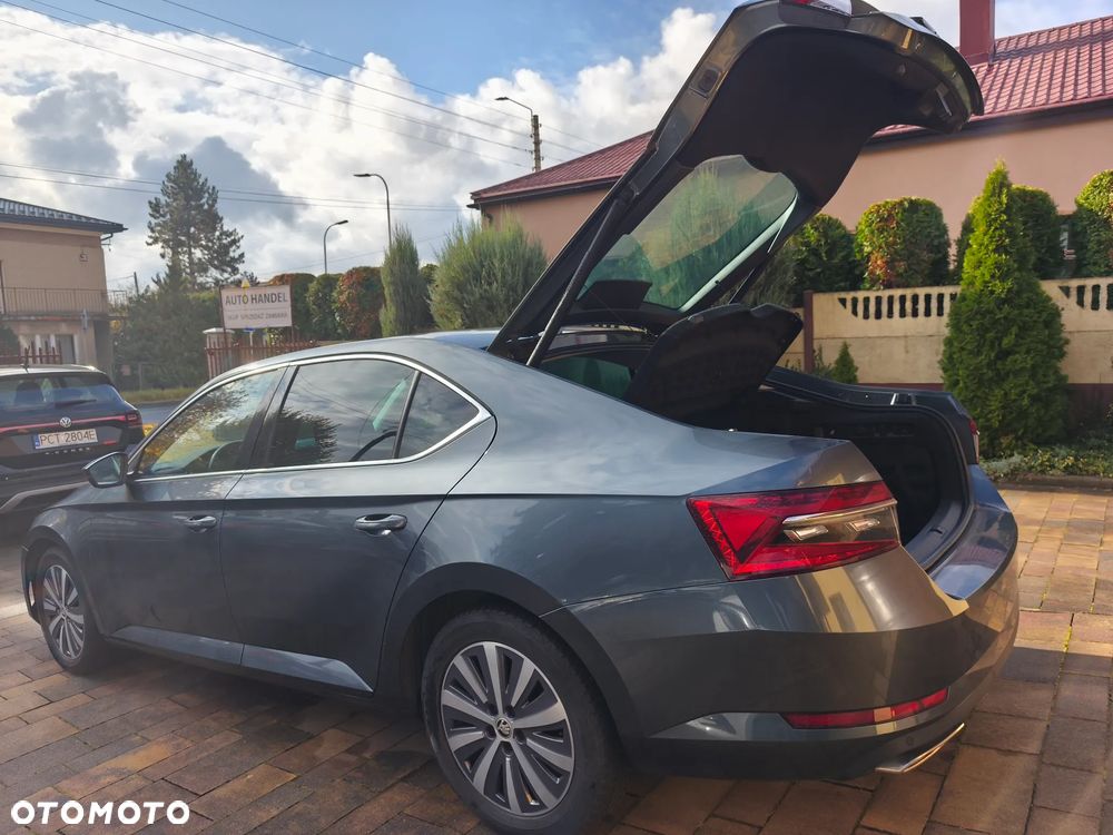 Skoda Superb 2.0 TSI 4x4 Style DSG - 9