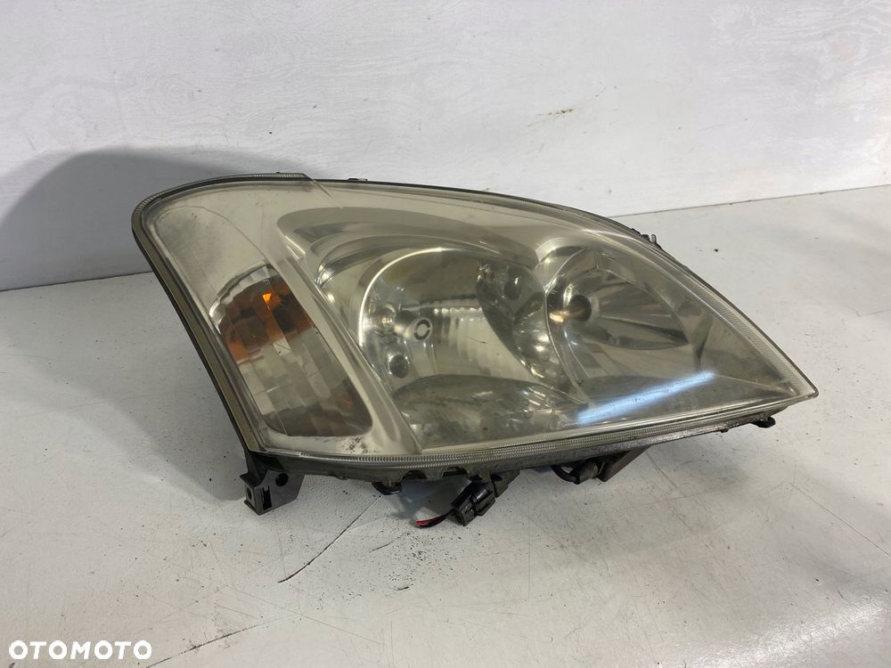lampa prawy przód prawa przednia toyota corolla ix e12 eu - 3