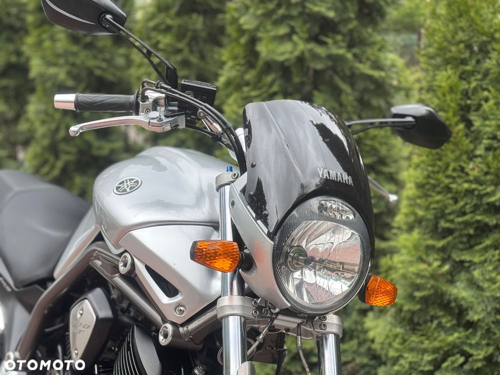 Yamaha BT - 11