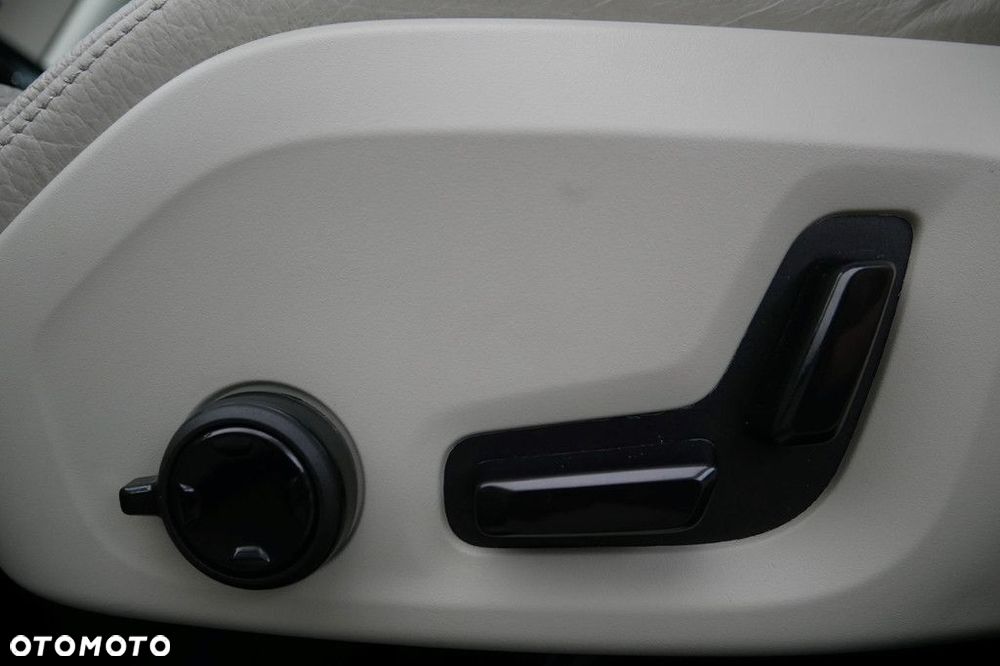 Volvo S60 - 29
