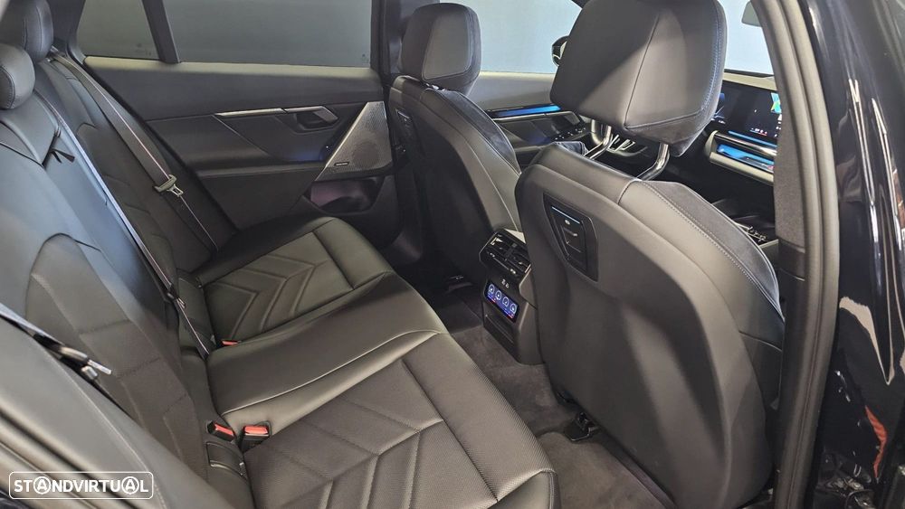 BMW i5 eDrive40 Pack Desportivo M Pro - 14