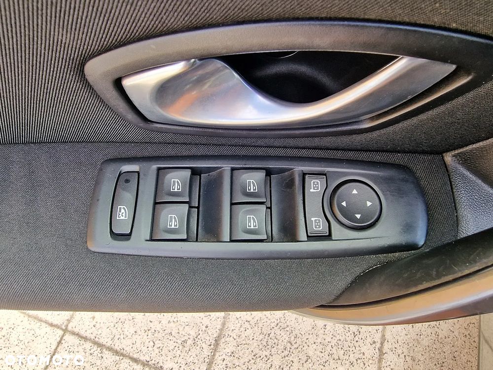 Renault Laguna - 11