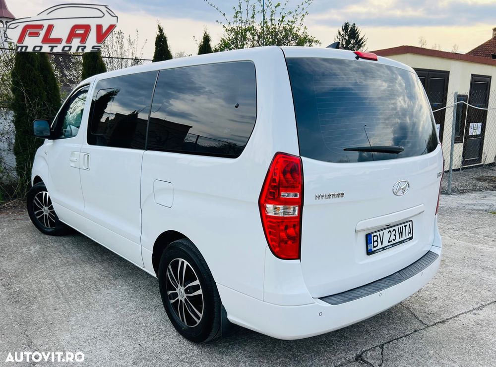 Hyundai H-1 2.5 CRDi Travel Comfort - 3