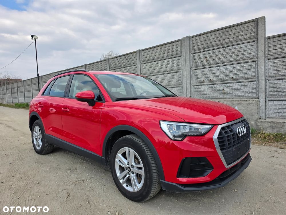 Audi Q3 45 TFSIe S tronic - 1
