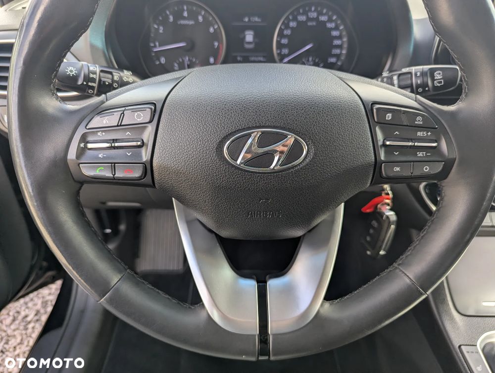 Hyundai i30 1.4 T-GDI Family+ - 14