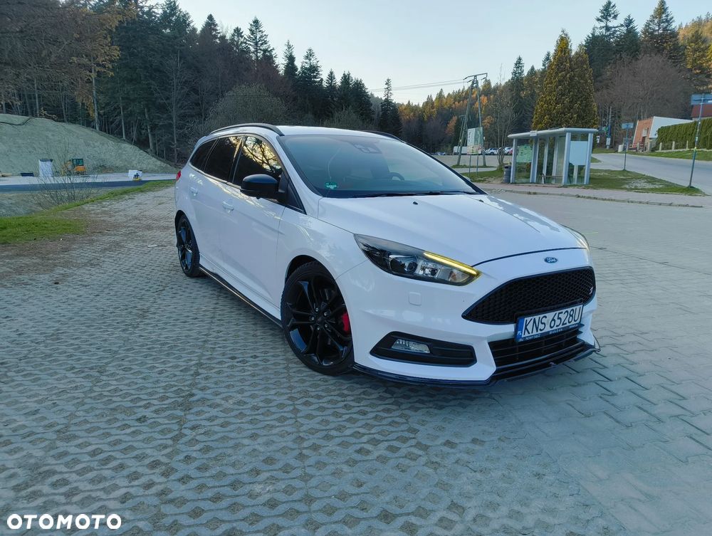 Ford Focus 2.0 EcoBoost ST - 1