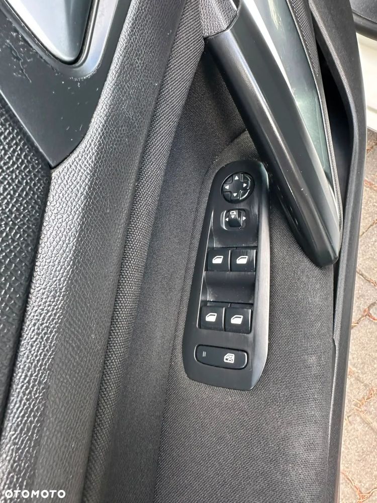 Peugeot 308 BlueHDi 150 Automatik Stop & Start Allure - 12