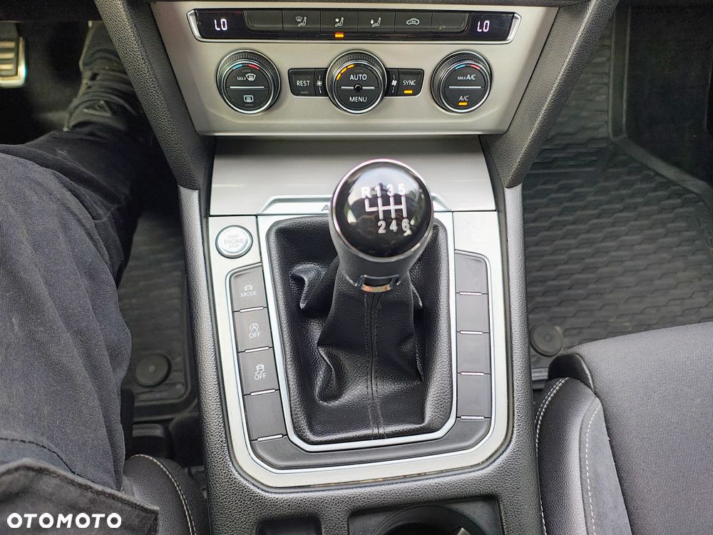 Volkswagen Passat Alltrack 2.0 TDI SCR 4Mot - 33