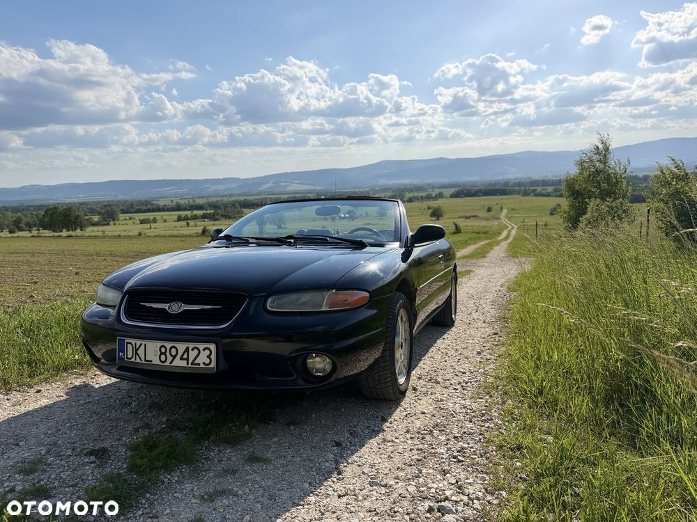 Chrysler Stratus - 1