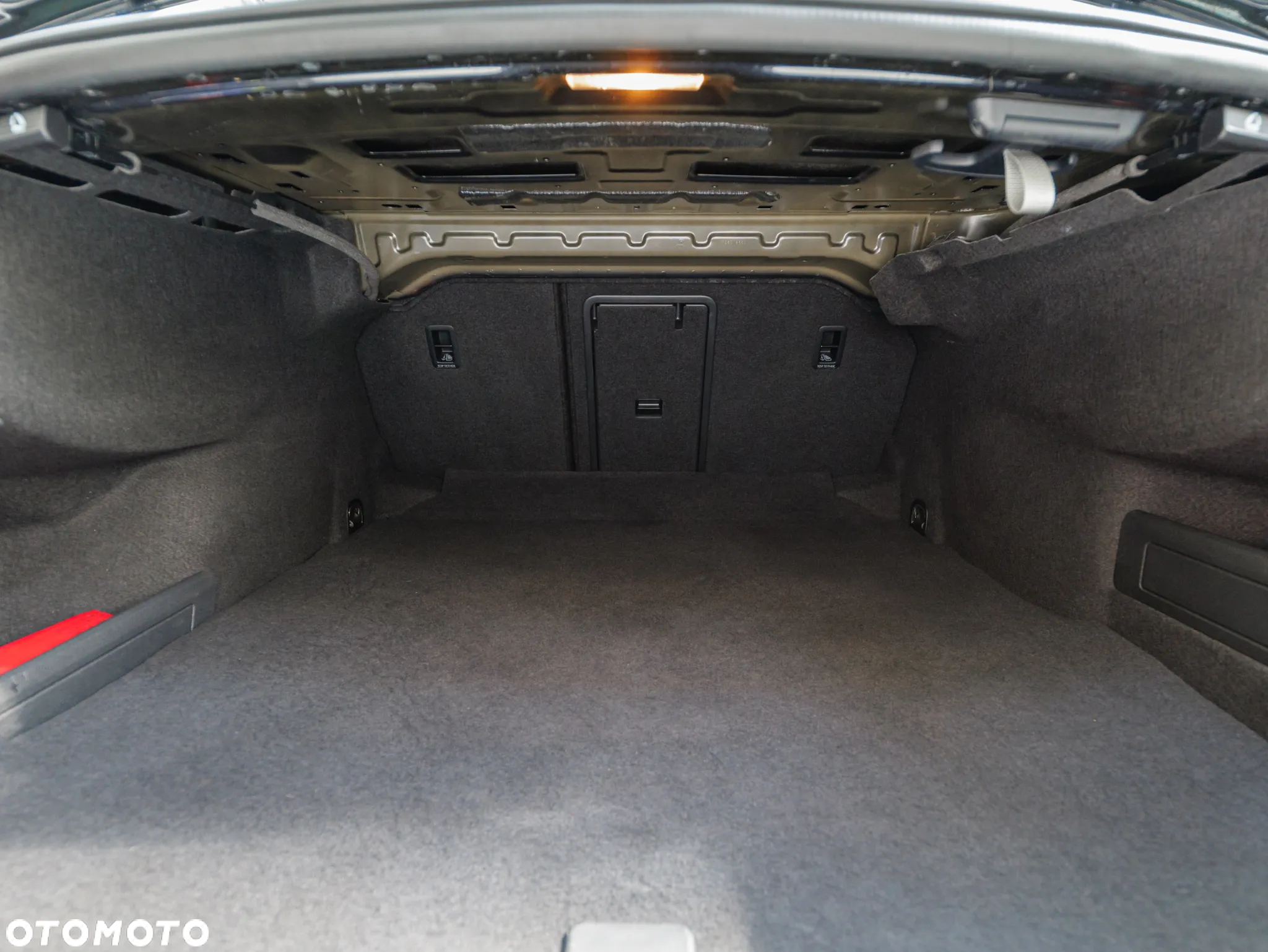 Volkswagen Passat 2.0 TDI EVO Business - 38
