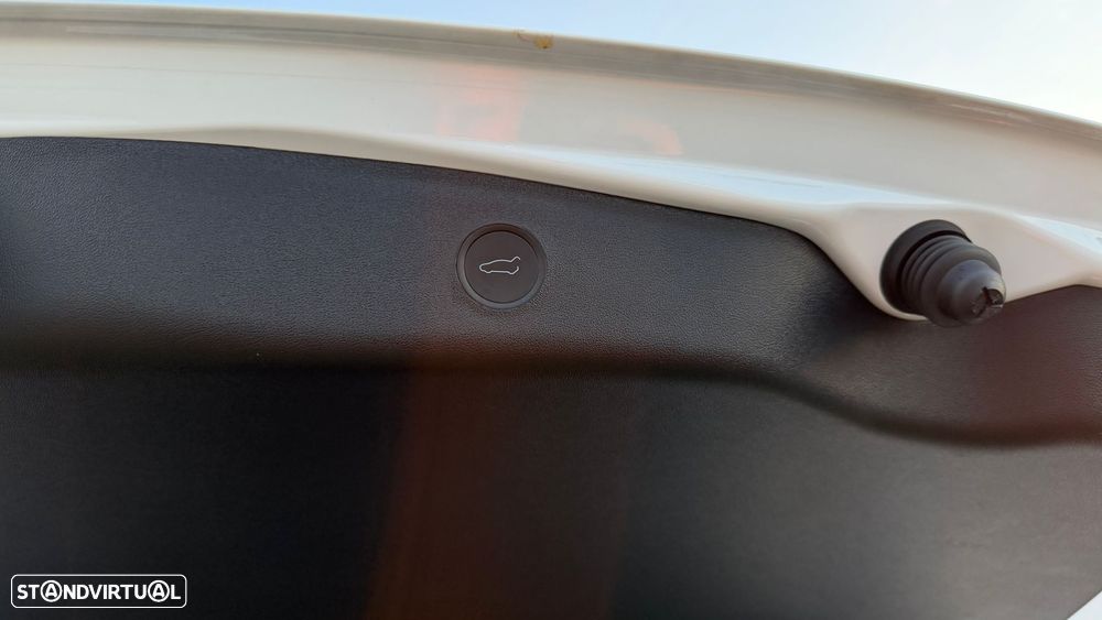 Tesla Model 3 Performance Dual Motor AWD - 11