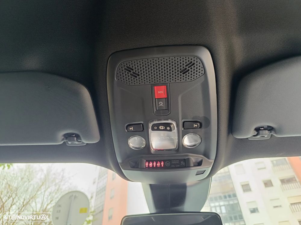 Peugeot 2008 1.2 PureTech Active Pack - 23