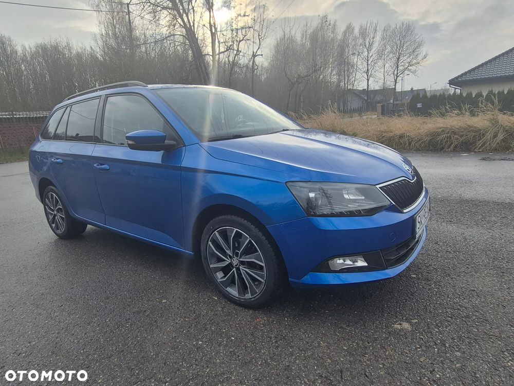 Skoda Fabia 1.0 TSI Drive - 2