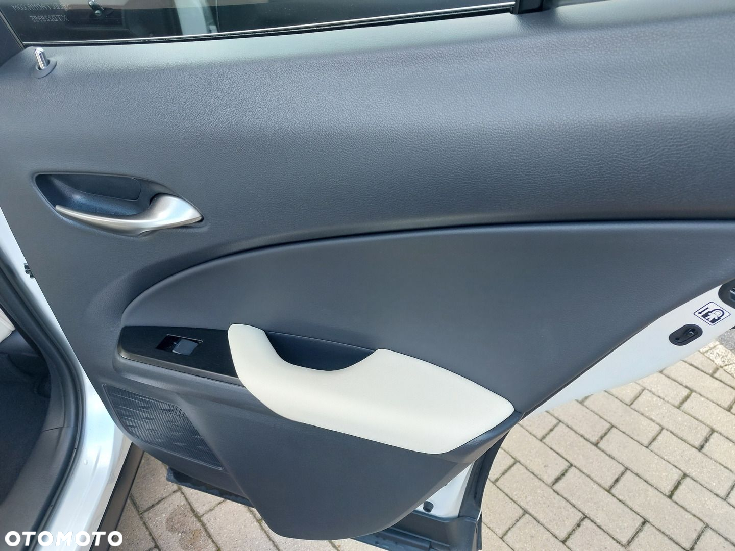 Lexus UX - 22