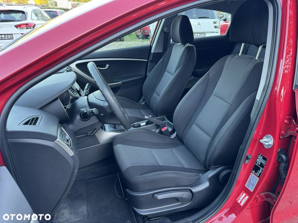 Hyundai i30 - 22