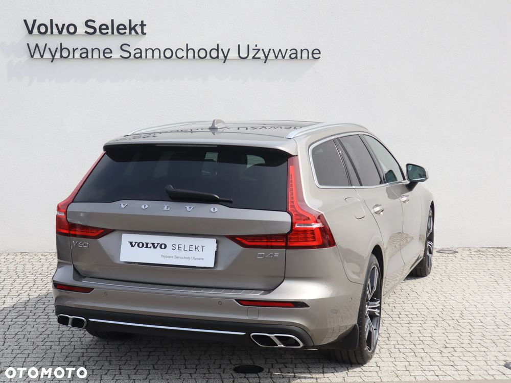 Volvo V60 D4 Inscription - 5