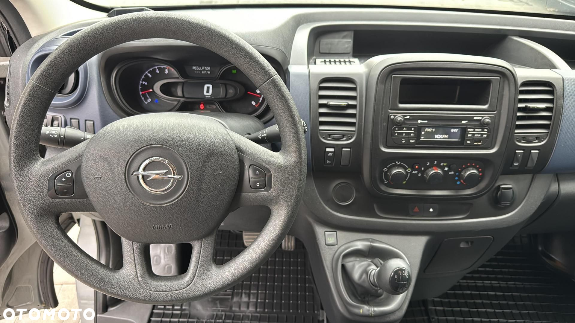 Opel vivaro - 15