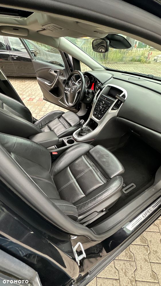 Opel Astra 1.4 T Sport S&S - 14