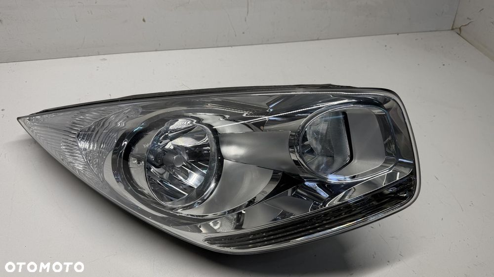 KIA VENGA LAMPA PRAWA PRZEDNIA PRZÓD EUROPA ŁADNA 09-19 - 1