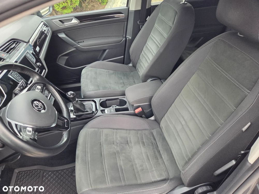 Volkswagen Touran 1.4 TSI (BlueMotion Technology) Highline - 8