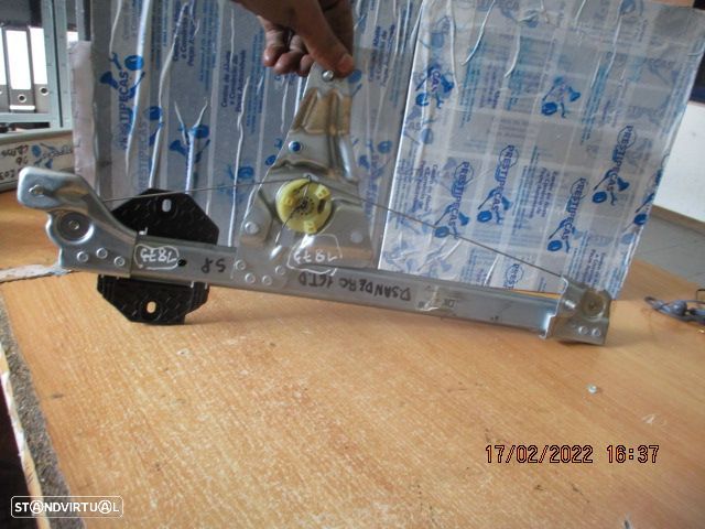 Elevador Sem Motor ELEVSM1873 DACIA SANDERO 2016 5P TD DACIA SANDERO 2 FASE 1 2016 0.9I 90CV 5P AZUL TD - 4