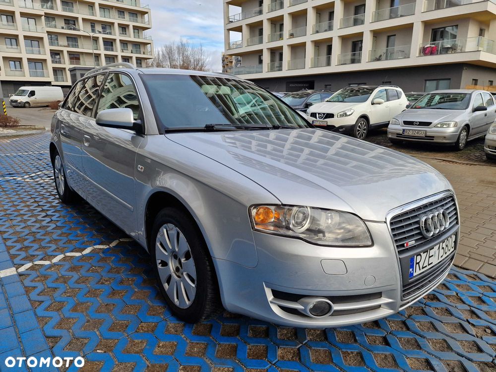 Audi A4 Avant - 2
