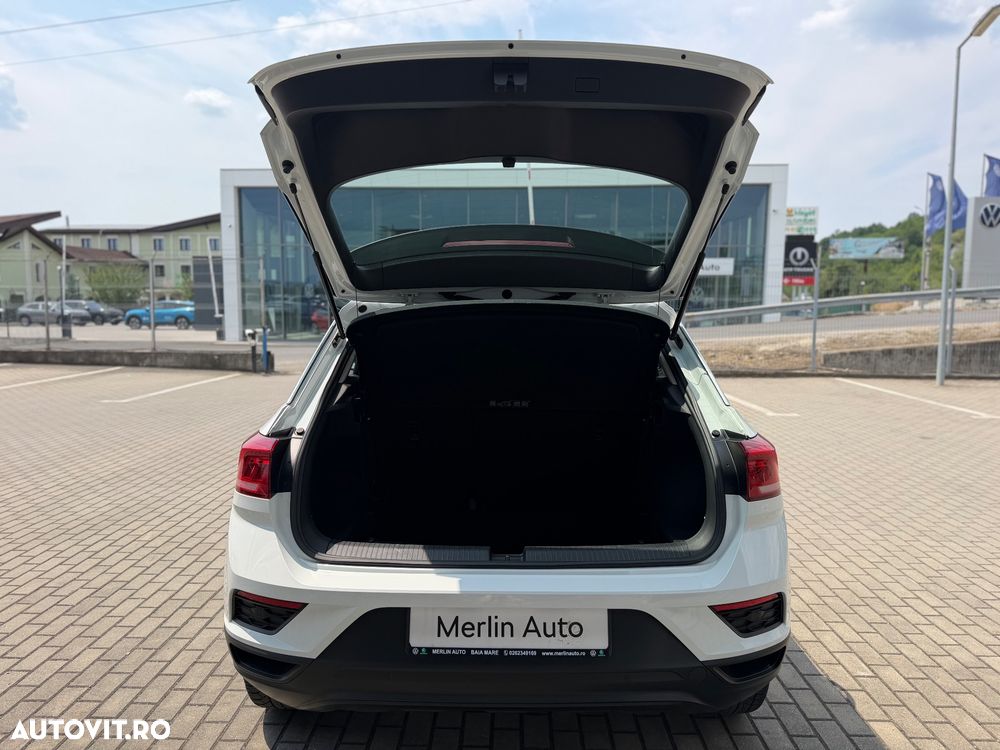 Volkswagen T-Roc - 7