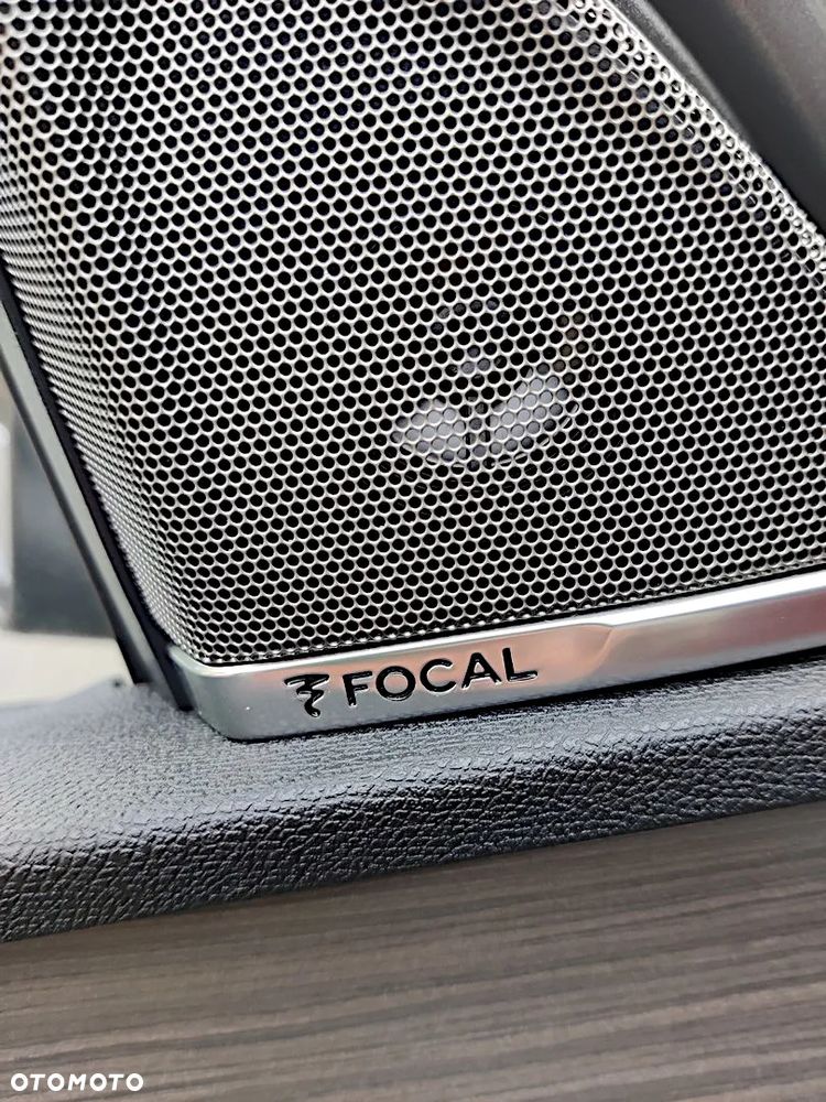 Peugeot 3008 225 e-EAT8 GT - 33