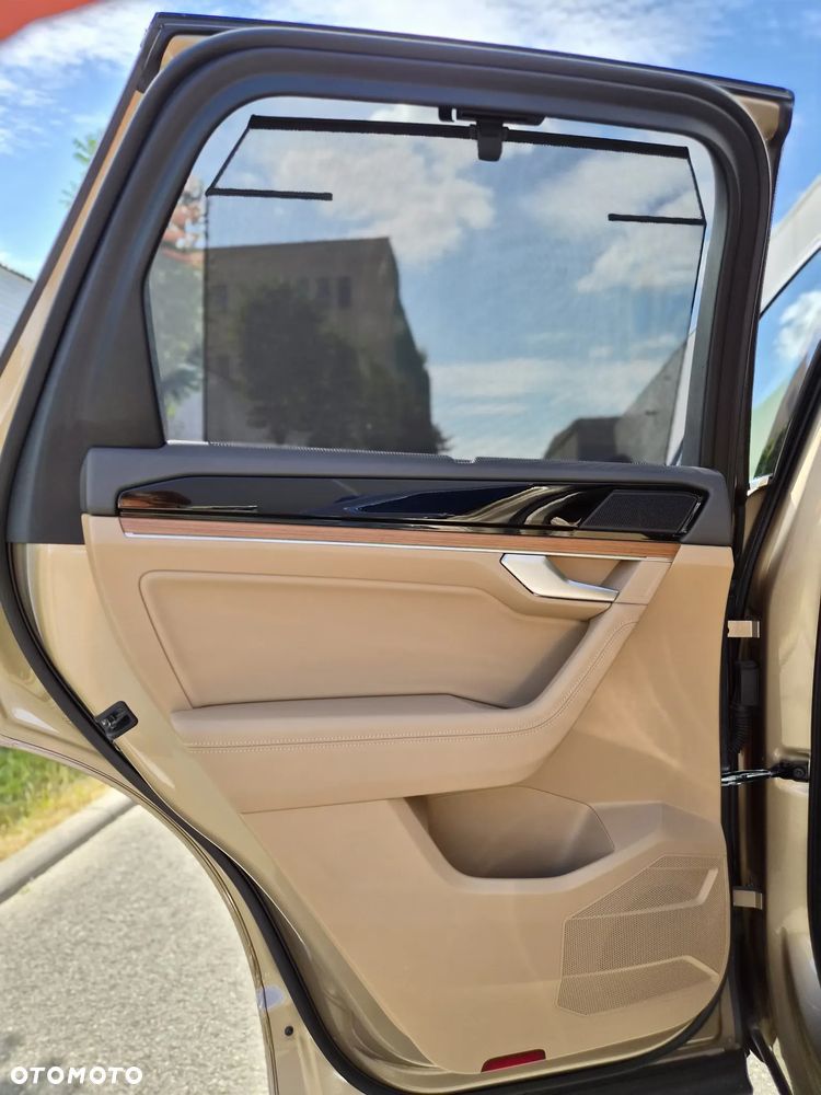 Volkswagen Touareg 3.0 V6 TDI SCR 4Mot Elegance - 14