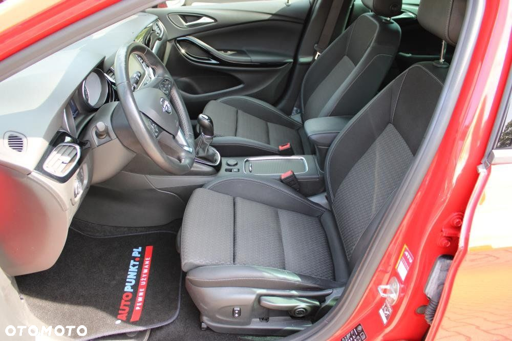 Opel Astra - 10