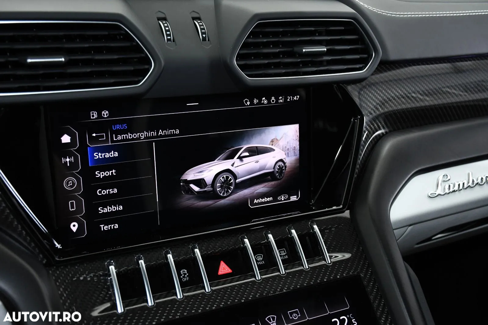 Lamborghini URUS - 30